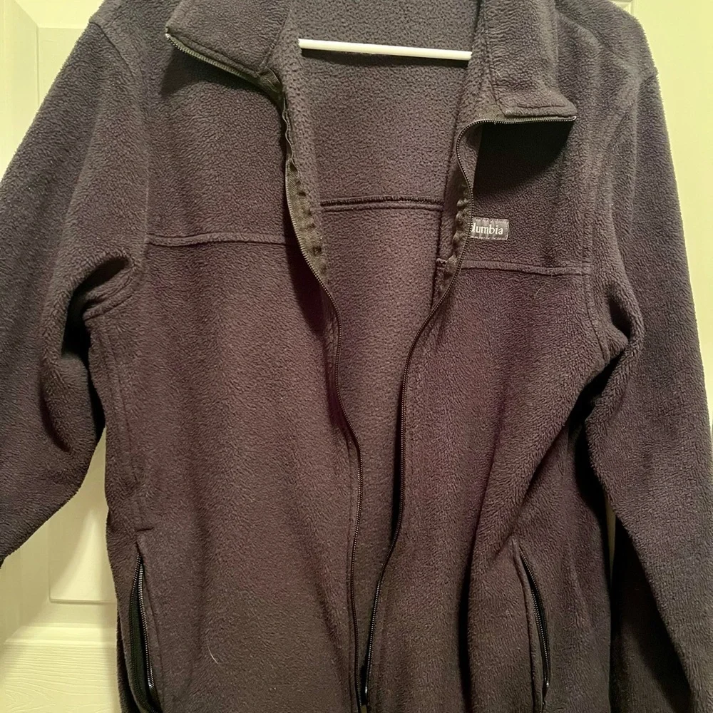 Columbia Women's Black Fleece Jacket with pockets size XL